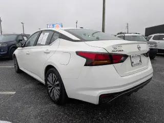 Nissan Altima 2026 2.5 SV 4dr Sedán