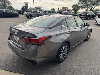 Nissan Altima 2024 2.5 SV 4dr Sedán