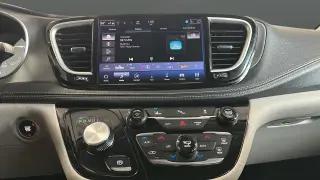 2024 Chrysler Pacifica Hybrid