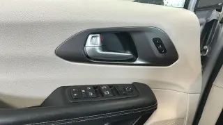 2024 Chrysler Pacifica Hybrid