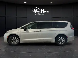 2024 Chrysler Pacifica Hybrid