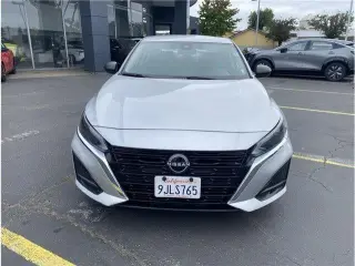 Nissan Altima 2024 2.5 SV 4dr Sedán