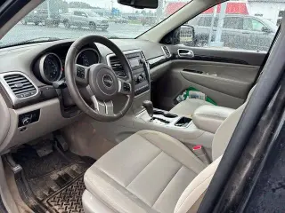Jeep Grand Cherokee 2011 4x4 Laredo 4dr SUV