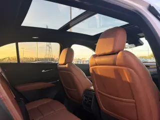 Cadillac XT4 2023 4x4 Premium Luxury 4dr Crossover