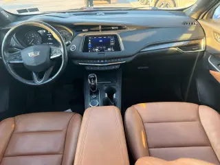 Cadillac XT4 2023 4x4 Premium Luxury 4dr Crossover