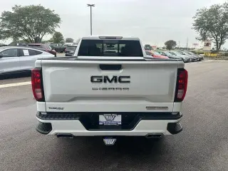 GMC Sierra 1500 2020 4x4 Elevation 4 puertas Doble Cabina 6.6 pies SB