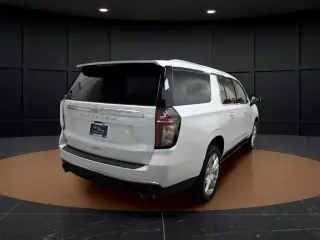 Chevrolet Suburban 2022 4x4 High Country 4dr SUV