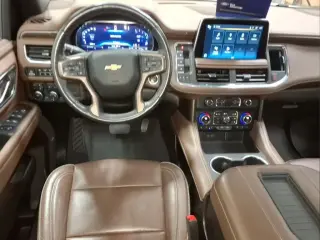 Chevrolet Suburban 2022 4x4 High Country 4dr SUV