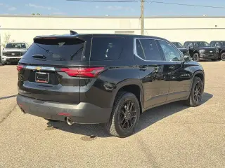 Chevrolet Traverse 2022 4x4 LS 4dr SUV w/1FL