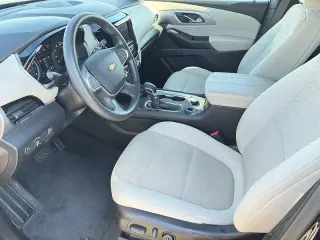 Chevrolet Traverse 2022 4x4 LS 4dr SUV w/1FL