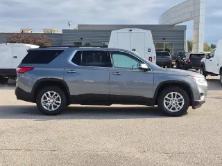 Chevrolet Traverse 2019 4x4 LT Cuero 4d SUV