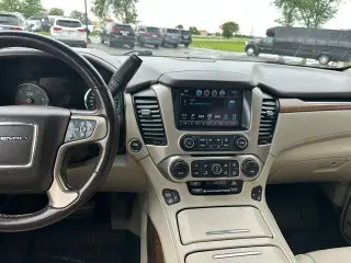 GMC Yukon XL 2019 4x4 Denali 4dr SUV