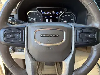 GMC Yukon 2021 4x4 Denali 4dr SUV