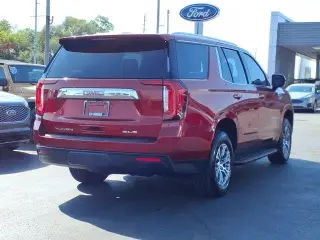 GMC Yukon 2023 4x4 SLE 4dr SUV