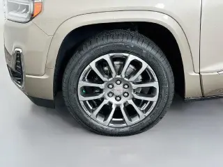 GMC Acadia 2022 4x4 Denali 4dr SUV