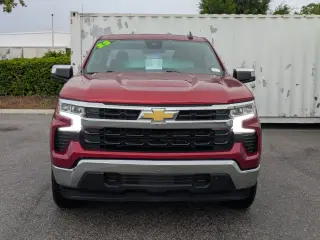 Chevrolet Silverado 1500 2023 4x4 LT 4dr Crew Cab 5.8 ft. SB w/1LT