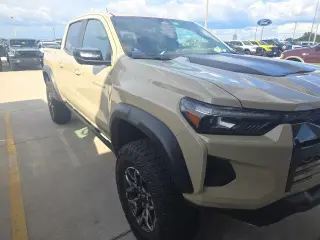 Chevrolet Colorado 2024 4x4 ZR2 4dr Crew Cab 5 ft. SB