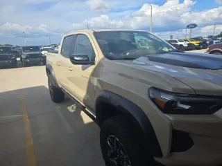 Chevrolet Colorado 2024 4x4 ZR2 4dr Crew Cab 5 ft. SB