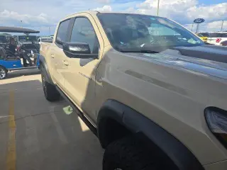 Chevrolet Colorado 2024 4x4 ZR2 4dr Crew Cab 5 ft. SB