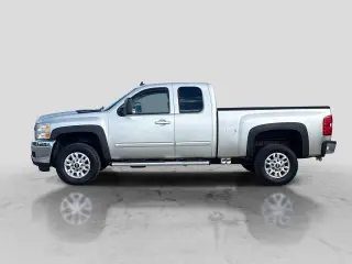 Chevrolet Silverado 2500HD 2011 4x4 LTZ 4dr Extended Cab SB