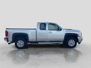 Chevrolet Silverado 2500HD 2011 4x4 LTZ 4dr Extended Cab SB