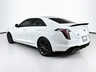 Cadillac CT4 2023 Sport 4dr Sedán