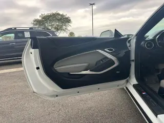 Chevrolet Camaro 2018 LT 2dr Convertible w/2LT