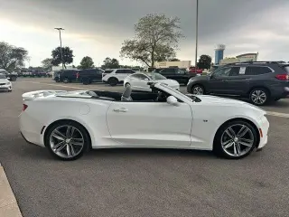Chevrolet Camaro 2018 LT 2dr Convertible w/2LT