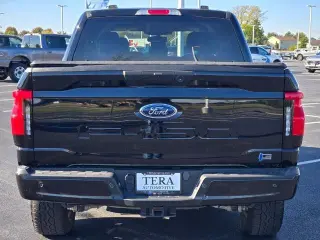 Ford F-150 Lightning 2023 AWD XLT 4dr SuperCrew 5.5 ft. SB