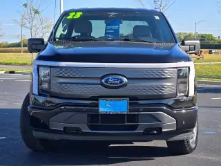 Ford F-150 Lightning 2023 AWD XLT 4dr SuperCrew 5.5 ft. SB
