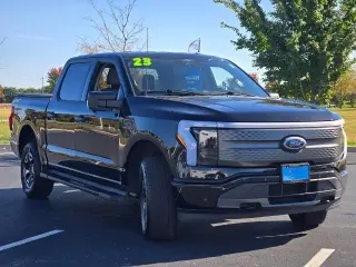 Ford F-150 Lightning 2023 AWD XLT 4dr SuperCrew 5.5 ft. SB