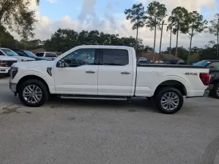 Ford F-150 2024 4x4 Lariat 4dr SuperCrew 5.5 ft. SB