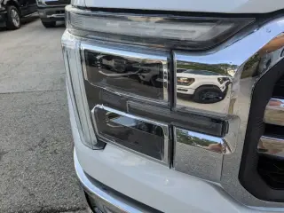 Ford F-150 2024 4x4 Lariat 4dr SuperCrew 5.5 ft. SB