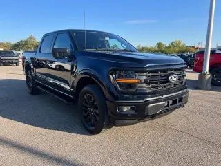 Ford F-150 2024 4x4 XLT 4 puertas SuperCrew 5.5 pies SB