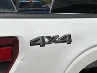 Ford F-150 2024 4x4 XLT 4dr SuperCrew 5.5 ft. SB