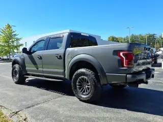 Ford F-150 2018 4x4 Raptor 4dr SuperCrew 5.5 ft. SB