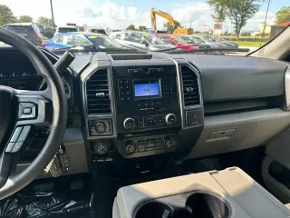 Ford F-150 2018 4x4 King Ranch 4dr SuperCrew 6.5 ft. SB