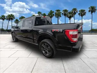 Ford F-150 2023 4x4 Lariat 4puertas SuperCrew 6.5 pies de caja