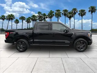 Ford F-150 2023 4x4 Lariat 4puertas SuperCrew 6.5 pies de caja