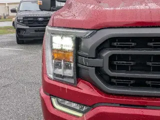 Ford F-150 2021 4x4 XL 4dr SuperCrew 5.5 ft. SB
