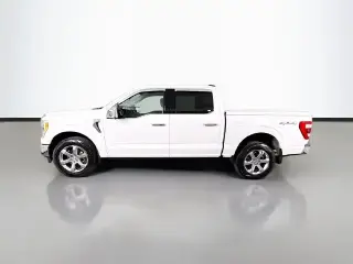 Ford F-150 2022 4x4 Lariat 4dr SuperCrew 6.5 ft. SB