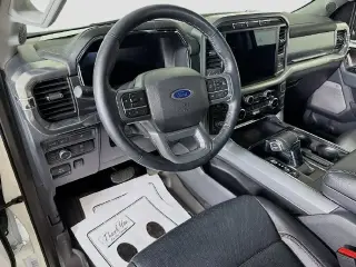 Ford F-150 2022 4x4 Lariat 4dr SuperCrew 6.5 ft. SB