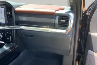Ford F-150 2023 4x4 Lariat 4dr SuperCrew 5.5 ft. SB