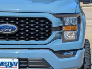 Ford F-150 2023 4x4 XL 4dr SuperCrew 5.5 ft. SB