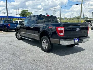 Ford F-150 2021 4x4 Lariat 4dr SuperCrew 5.5 ft. SB