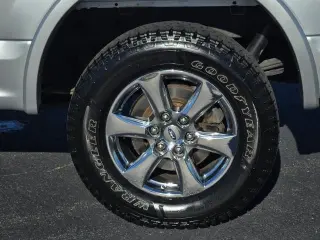 Ford F-150 2019 4x4 Lariat 4 puertas SuperCrew 6.5 pies SB