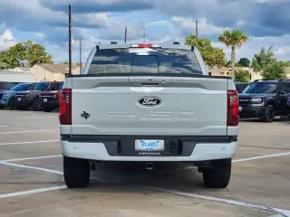 Ford F-150 2024 4x2 XLT 4p SuperCrew 5.5 ft. SB