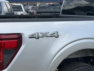 Ford F-150 2025 4x4 STX 4dr SuperCrew 5.5 ft. SB
