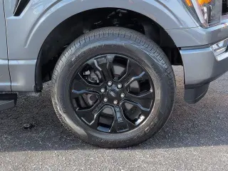 Ford F-150 2023 4x4 XLT 4dr SuperCrew 5.5 ft. SB