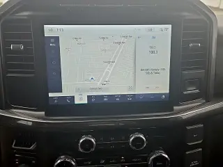 Ford F-150 2023 4x4 XLT 4dr SuperCrew 5.5 ft. SB